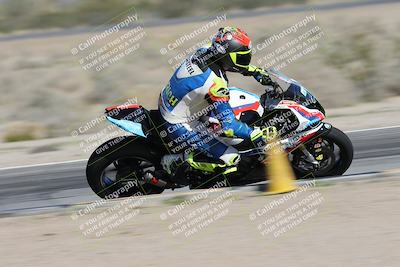 media/Jan-15-2026-Racers Edge (Thu) [[dfebeb70ab]]/2-A Group/Session 3 (Turn 15 Inside Pans)/